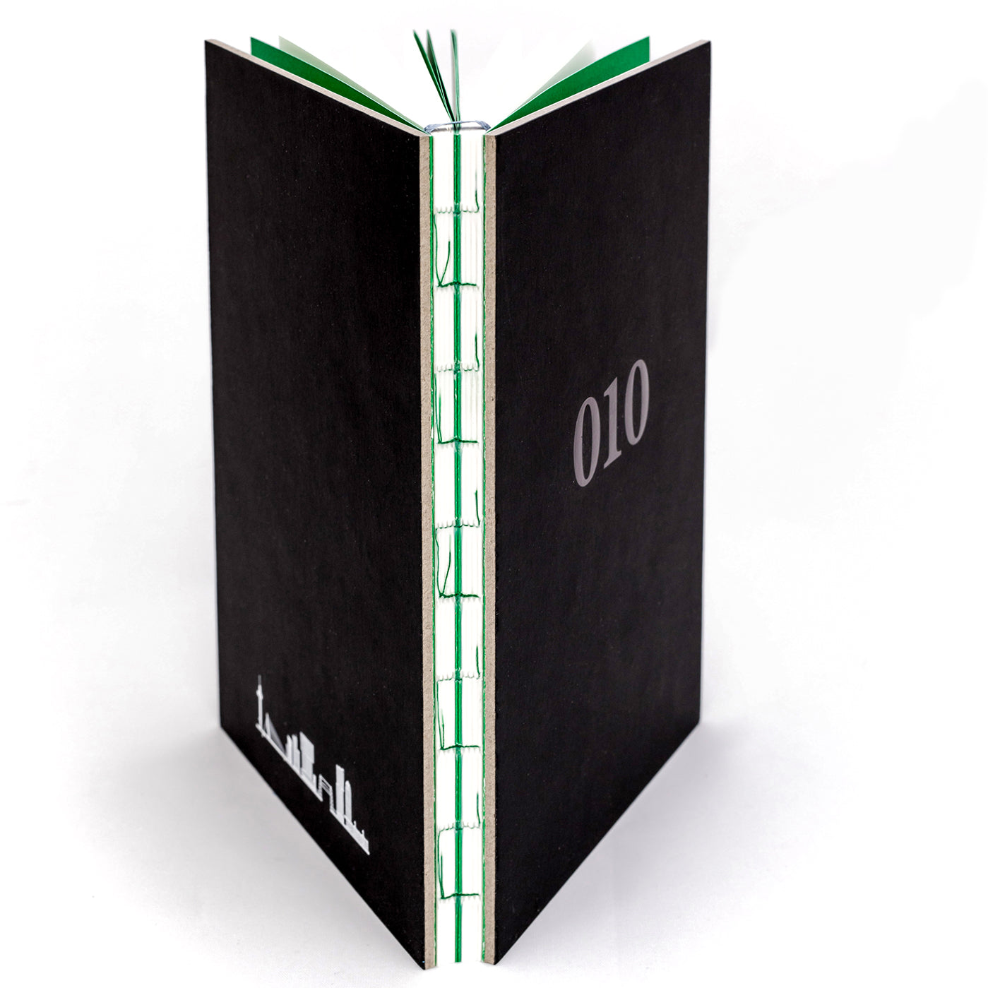 Skyline 010 Notebook (sewn)
